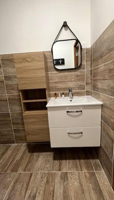 Superbe Appartement A 15 Min De Lyon Saint-Fons Dış mekan fotoğraf